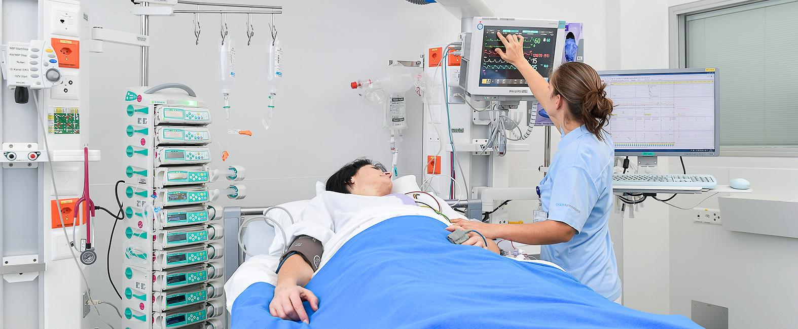 Intensivmedizin - Zuger Kantonsspital AG